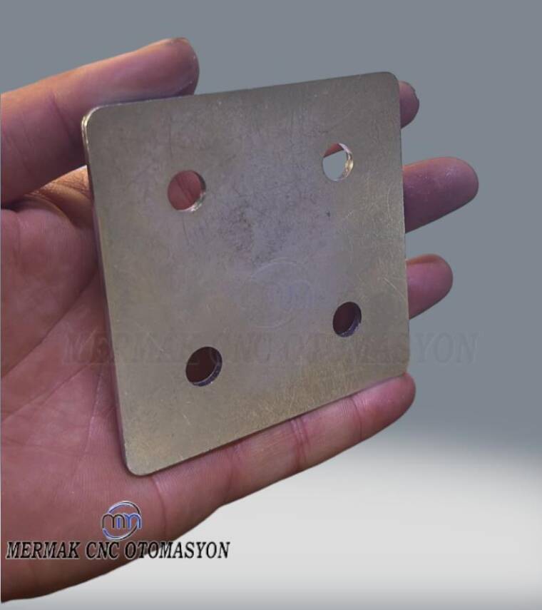 Kare Bağlantı Sacı 90x90 - Promertech