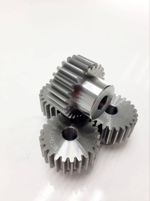 M1.5 Z25 Diş Pilot Delikli Düz Pinyon - 3