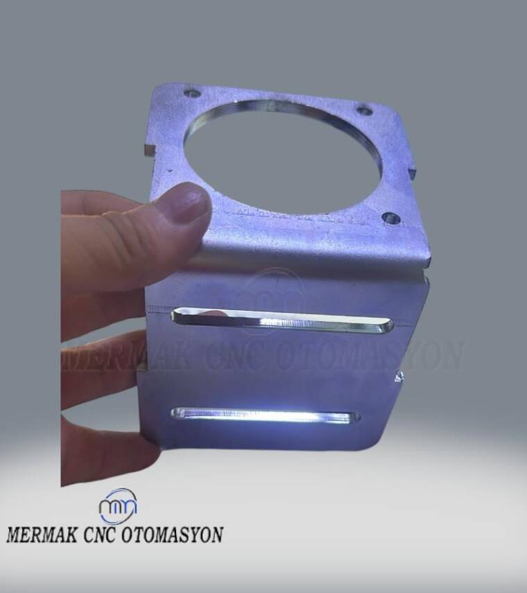 Step Motor Bağlantı Sacı Nema 34 - 2